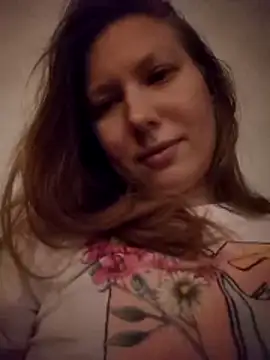 August Shine online show from 04.01.26