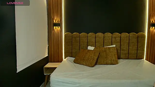 AmbarLee  online show from 03.29.26