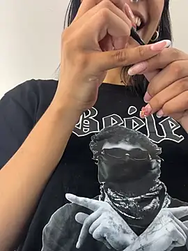 VioletaHills  online show from 03.23.26