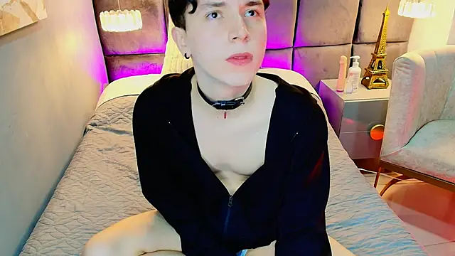 hollannd  online show from 04.16.26