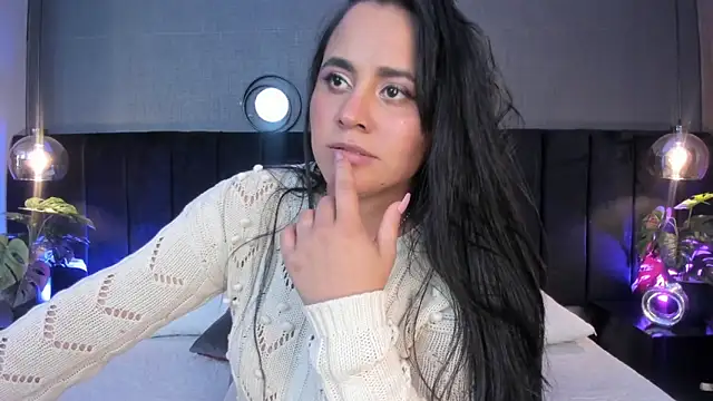 alejandra  garcia online show from 04.05.26