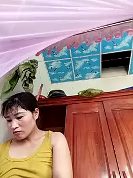 Snapshot of Lilinn_ chatting on 05.28.26 Lilinn online show from 05.28.26