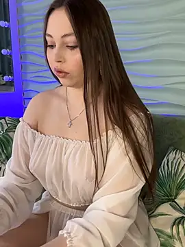  CarlaDoll online show from 04.19.26