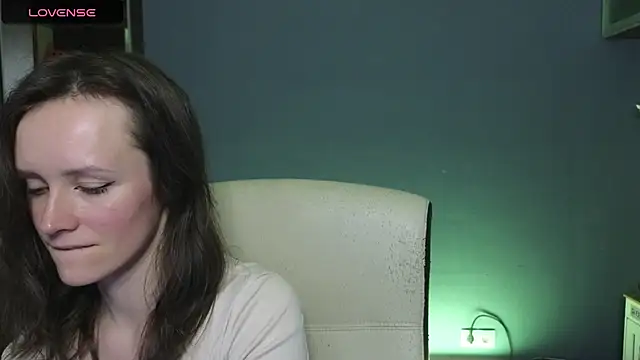 Tender Swan online show from 04.06.26