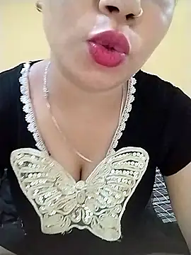 Snapshot of Bhawika-Kashap chatting on 04.25.26 Bhawika-Kashap online show from 04.25.26