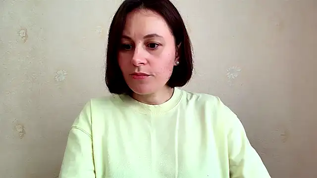 Snapshot of Inessa_beauty chatting on 02.28.26 Inessa beauty online show from 02.28.26