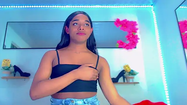 Nashla D - online show from 04.15.26