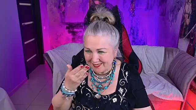 LilaMaharani online show from 04.22.26