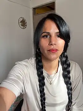 Snapshot of Maracuchitam chatting on 05.01.26 Maracuchitam online show from 05.01.26