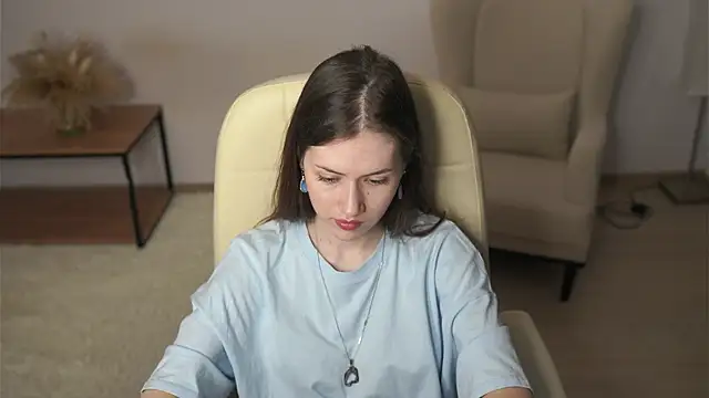 Snapshot of OdiIiaChavarria chatting on 03.01.26 OdiIiaChavarria online show from 03.01.26