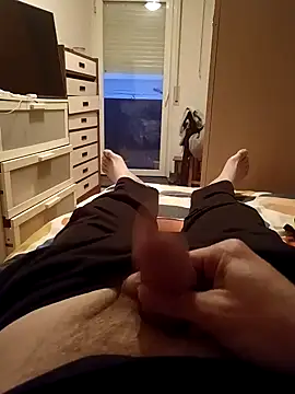 Snapshot of danyelC2 chatting on 04.12.26 danyelC2 online show from 04.12.26