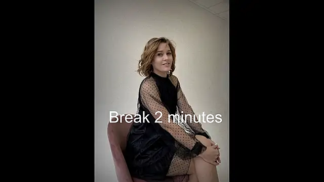 Snapshot of Lizacams chatting on 04.05.26 Lizacams online show from 04.05.26
