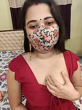 Snapshot of MONAJI_HOT chatting on 04.19.26 MONAJI HOT online show from 04.19.26