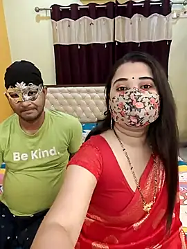 Snapshot of MONAJI_HOT chatting on 06.17.26 MONAJI HOT online show from 06.17.26
