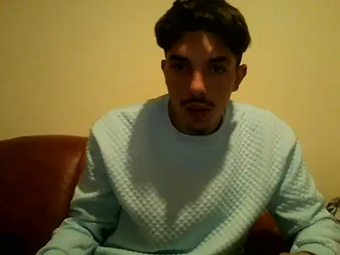 Snapshot of danbig01 chatting on 05.02.26 danbig01 online show from 05.02.26