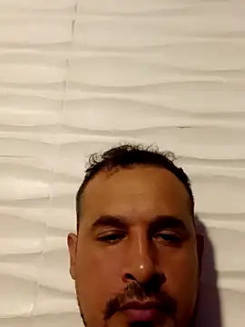 Snapshot of Ezehombre chatting on 03.09.26 Ezehombre online show from 03.09.26