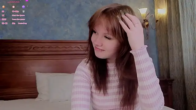 Snapshot of LeahAllsop chatting on 06.01.26 LeahAllsop online show from 06.01.26
