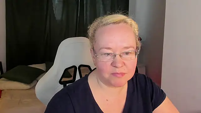 ViolaSmithh online show from 04.24.26