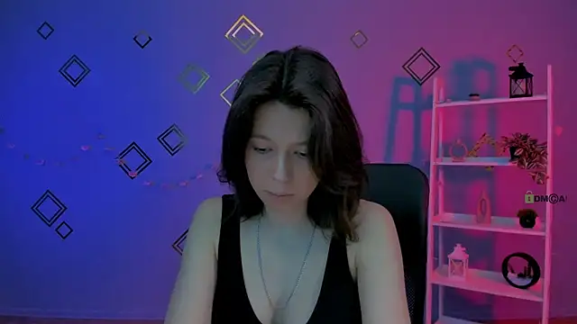 Snapshot of aria_wild_ chatting on 04.24.26 aria wild online show from 04.24.26