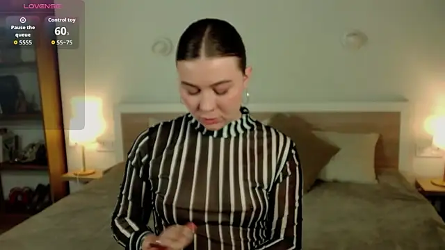 Snapshot of HermioneMoon chatting on 05.02.26 HermioneMoon online show from 05.02.26