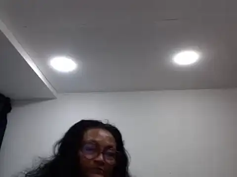 Snapshot of _BellaNocturna chatting on 06.18.26 BellaNocturna online show from 06.18.26