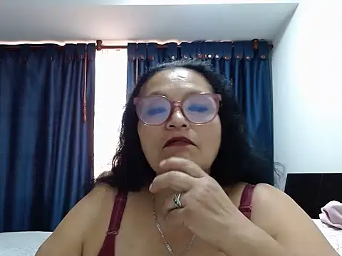 Snapshot of _BellaNocturna chatting on 08.01.26 BellaNocturna online show from 08.01.26