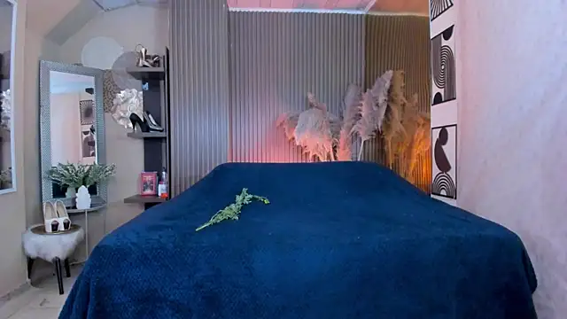 KiaraXMilf online show from 04.15.26