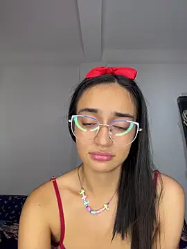 Snapshot of DaliaBloom chatting on 03.04.26 DaliaBloom online show from 03.04.26