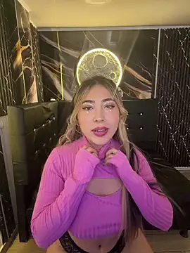 ManuelaVeeleez online show from 04.03.26