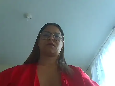 Jiwon Han online show from 03.05.26