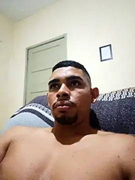 Snapshot of hugoafricano chatting on 03.08.26 hugoafricano online show from 03.08.26