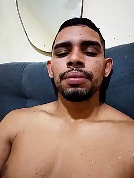 Snapshot of hugoafricano chatting on 03.19.26 hugoafricano online show from 03.19.26