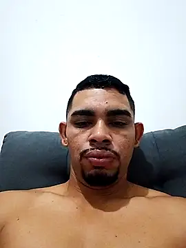 Snapshot of hugoafricano chatting on 03.21.26 hugoafricano online show from 03.21.26