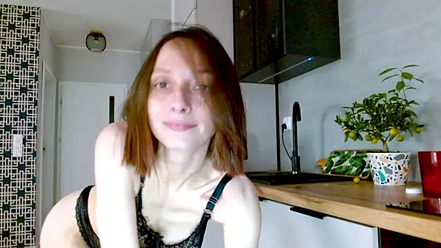 Snapshot of misssweet chatting on 06.22.26 misssweet online show from 06.22.26