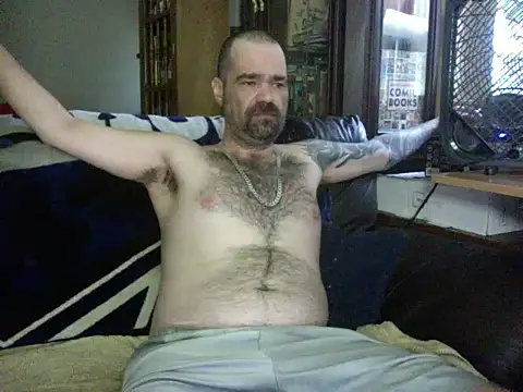 Snapshot of KinkyTOMan chatting on 07.01.26 KinkyTOMan online show from 07.01.26