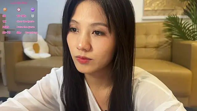 Snapshot of onlylookatu chatting on 07.17.26 onlylookatu online show from 07.17.26
