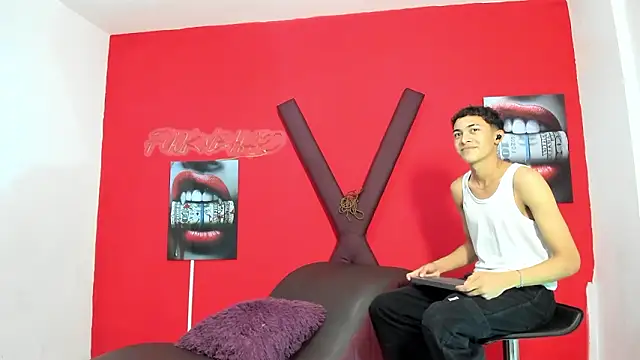 SKYN MAN online show from 03.21.26