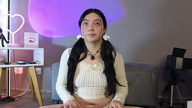 Im Elaris online show from 03.14.26