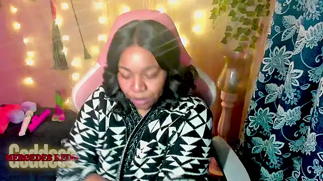Goddess MercedesRedd online show from 04.25.26