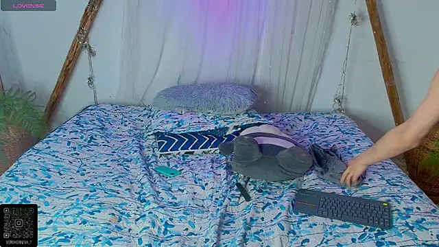 marianafoxx  online show from 04.06.26