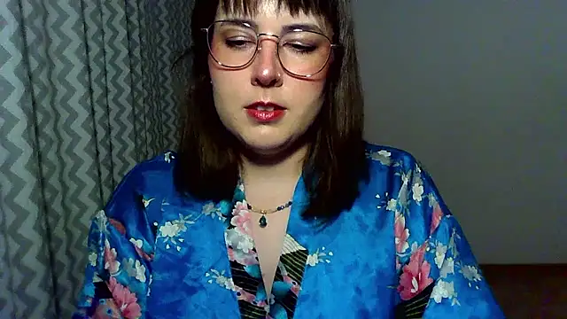Snapshot of ClaraHard chatting on 07.23.26 ClaraHard online show from 07.23.26