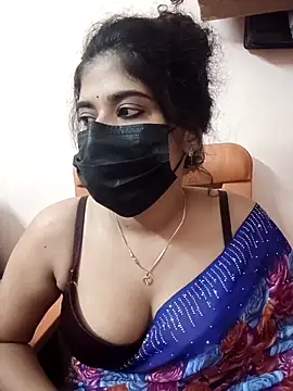 Snapshot of Sunitha28 chatting on 05.05.26 Sunitha28 online show from 05.05.26