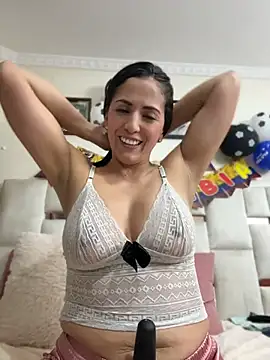 SamanthaWalker  online show from 07.04.26
