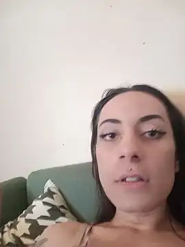 Snapshot of chiara-mario chatting on 05.26.26 chiara-mario online show from 05.26.26