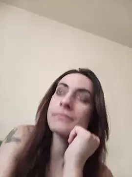 Snapshot of chiara-mario chatting on 06.04.26 chiara-mario online show from 06.04.26