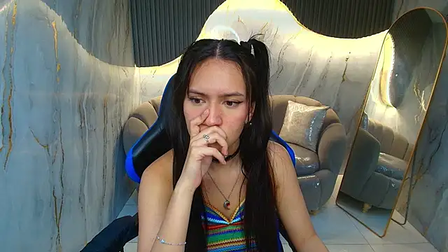 Snapshot of candy_sky_r chatting on 07.11.26 candy sky r online show from 07.11.26