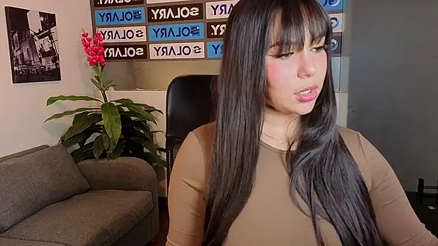 Snapshot of Ivy_Brown_ chatting on 05.24.26 Ivy Brown online show from 05.24.26