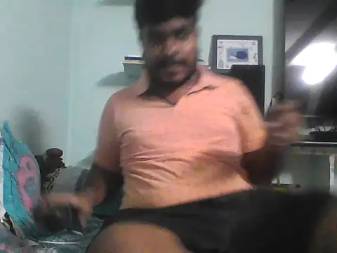 Snapshot of Foxboy65 chatting on 06.01.26 Foxboy65 online show from 06.01.26