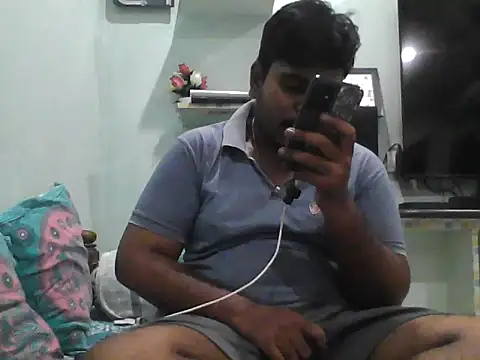Snapshot of Foxboy65 chatting on 06.10.26 Foxboy65 online show from 06.10.26