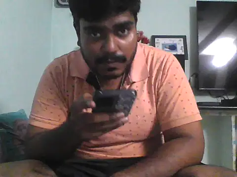 Snapshot of Foxboy65 chatting on 06.11.26 Foxboy65 online show from 06.11.26